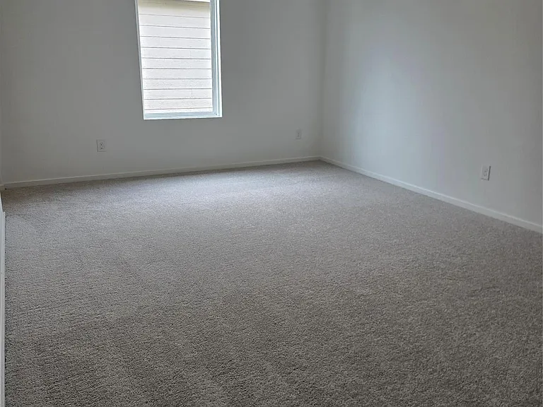 25560 Blossom Ct — Photo 11