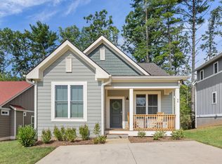 48 Westside Village Rd, Fairview, NC 28730