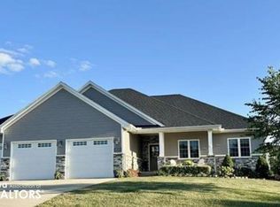 1203 W Madison St, Mount Ayr, IA 50854