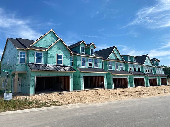 2nd image of 2883 E Highgate Dr SE #82