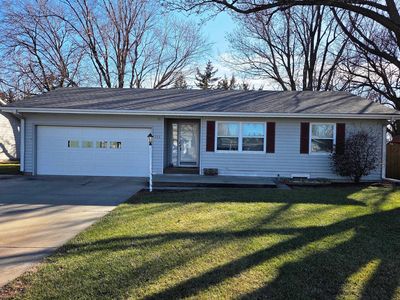 724 Random Rd, Hesston, KS, 67062