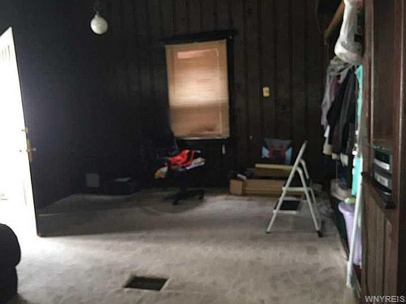 5th image of 499 Berkshire Ave