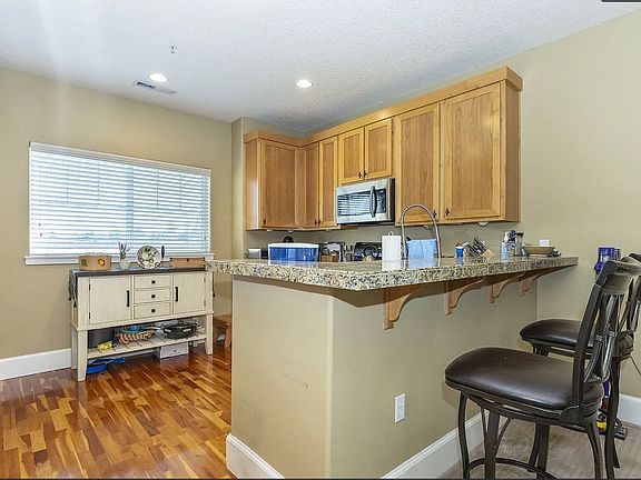 4th image of 18405 Stepping Stone Dr #46