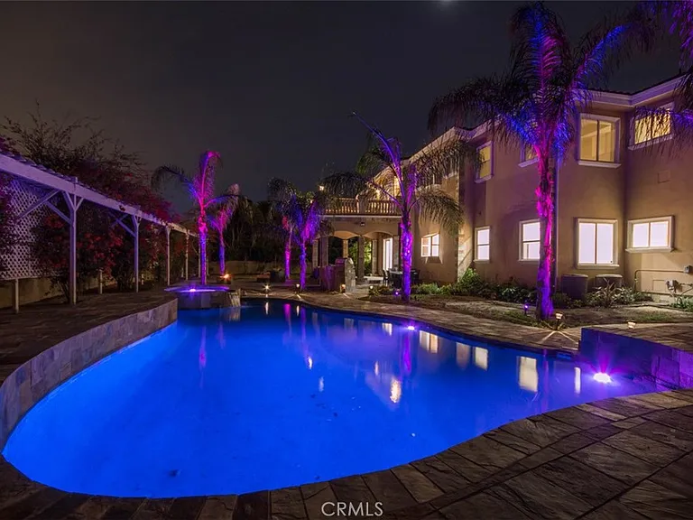 10062 Valley Circle Blvd — Photo 4