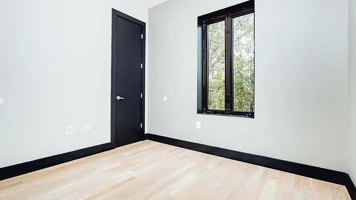 Rented by Nooklyn NYC LLC | media 8