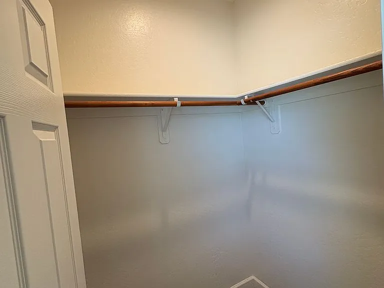 551 Montana De Oro St — Photo 9