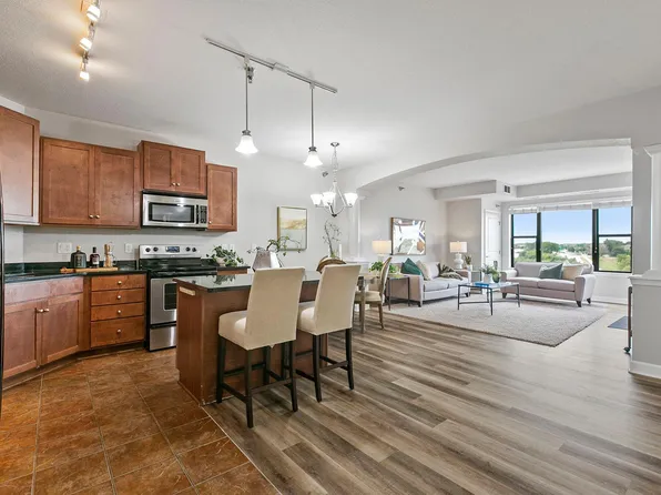 1155 Ford Rd APT 415, Saint Louis Park, MN 55426