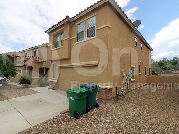 3rd image of 179 W Calle Gota