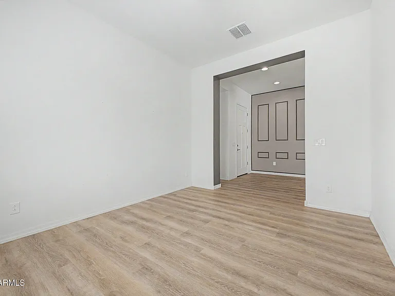 20523 W Rosewood Ln — Photo 32