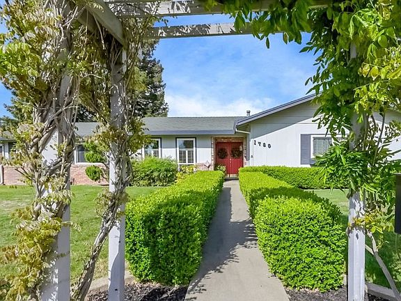 2nd image of 1789 Jeffrey Dr