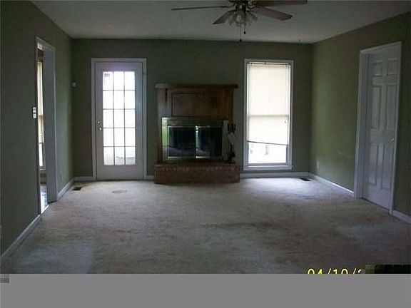 2nd image of 3431 Melrose Dr