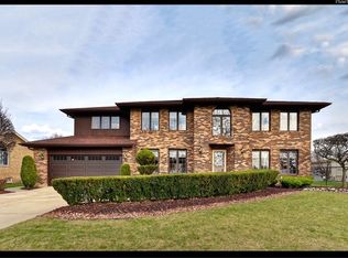 15625 Plum Tree Dr, Orland Park, IL 60462