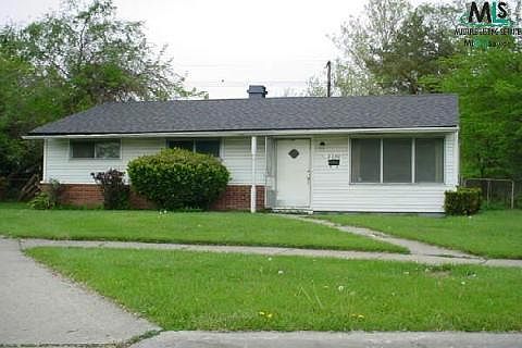 1st image of 13250 Lyons St