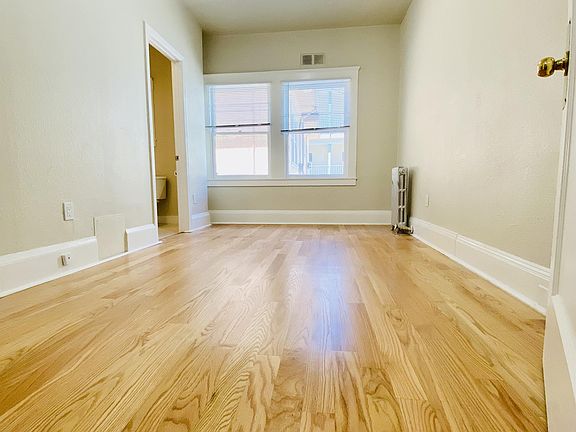 3rd image of 2119 Hearst Ave #7