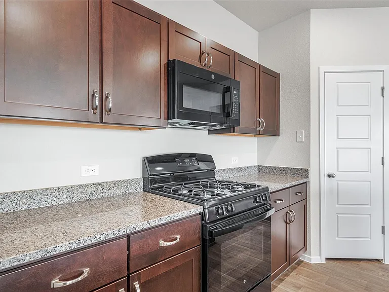 2471 Winding Creek Rd — Photo 9