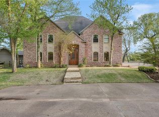 1243 Greenwood Ln, Waco, TX 76705