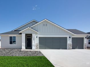 7464 E Marble Springs Dr, Nampa, ID 83687