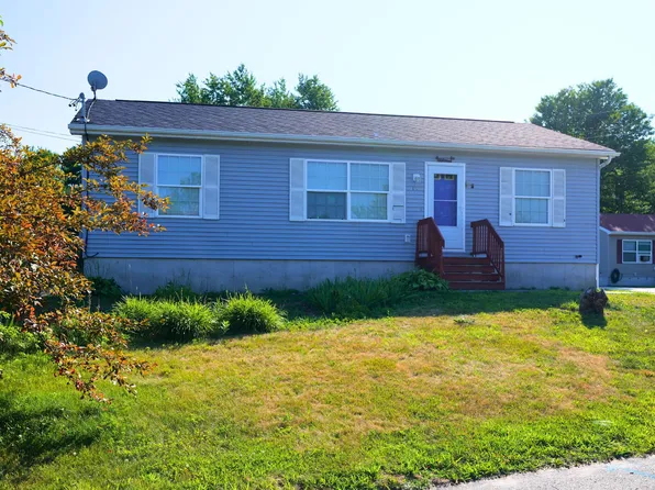 17 Judith Street, Lewiston, ME 04240