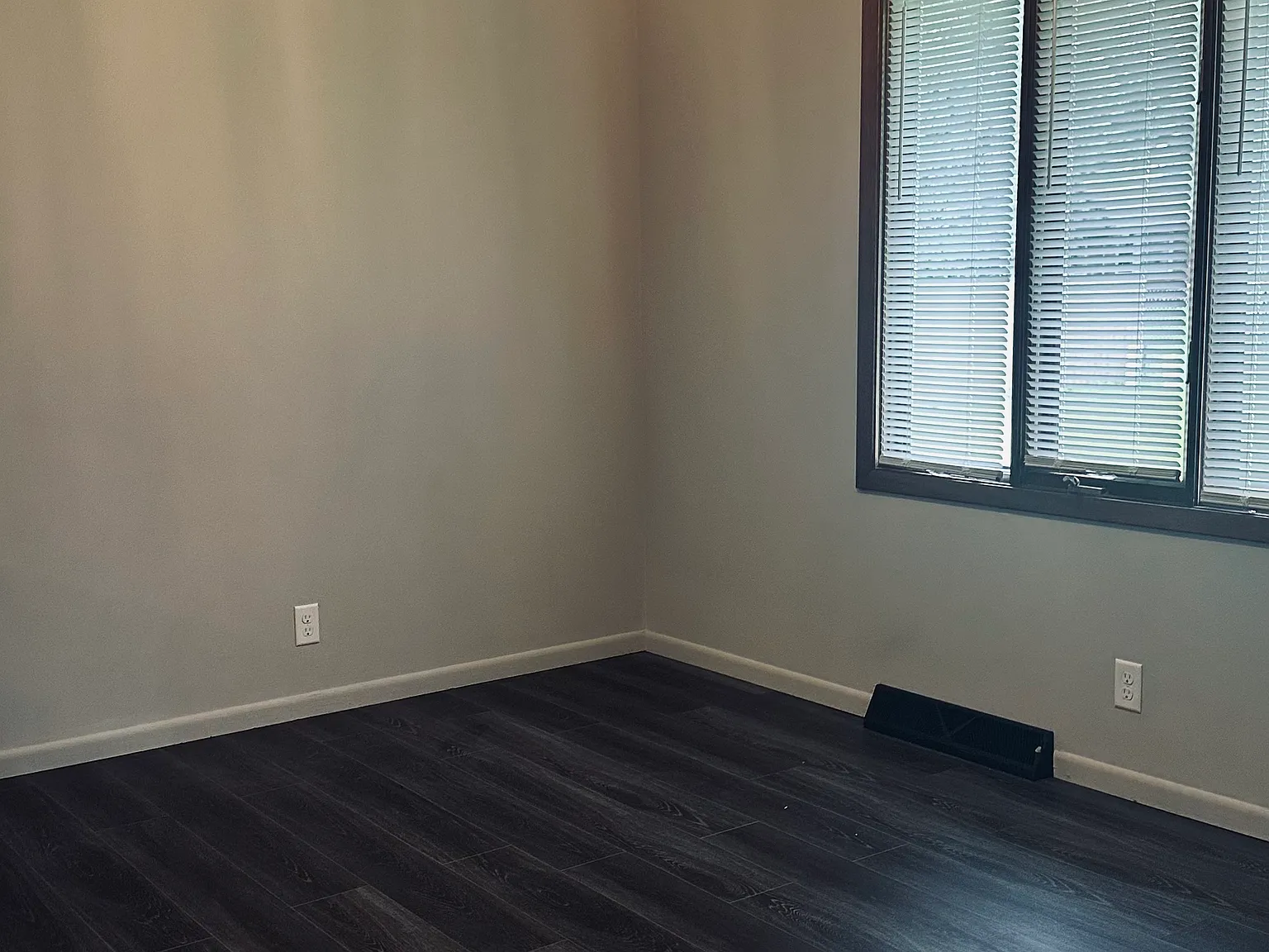 4420 Lori Dr — Photo 4