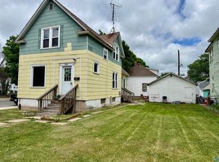 231 8th St S, Virginia, MN 55792