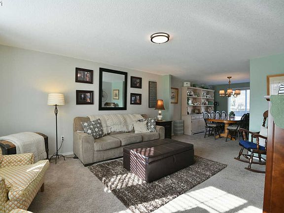 2nd image of 476 Windflower Dr