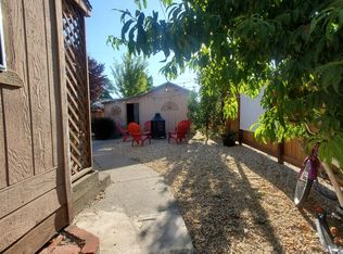 420 Los Robles Ave, Hamilton City, CA 95951