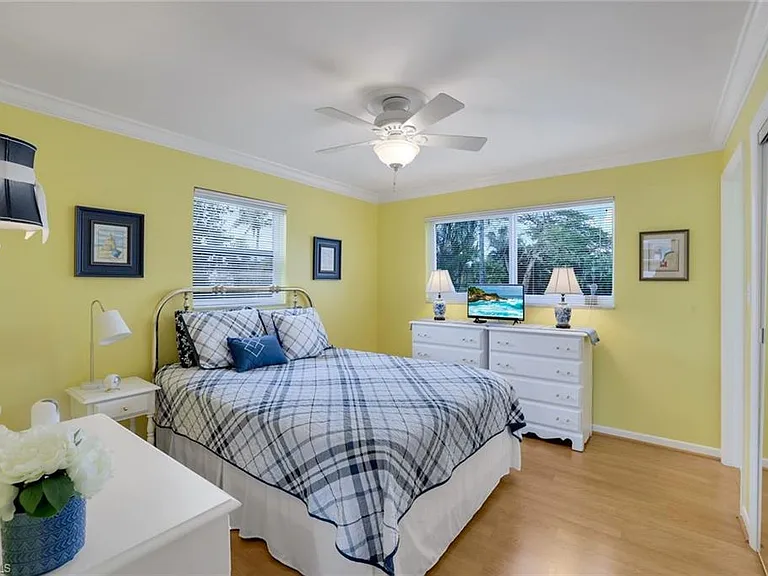 780 10th Ave S #22 — Photo 14