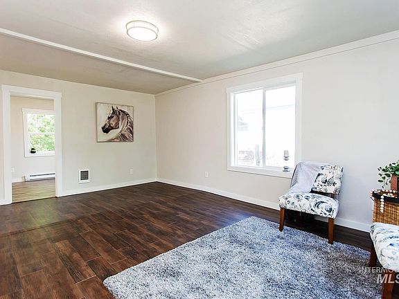 5th image of 345 Orchard Ave