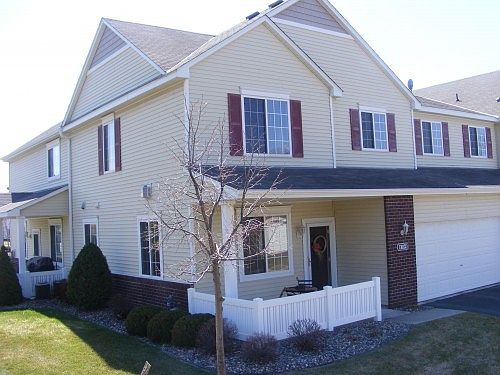 5th image of 11013 Oak Grove Cir Unit D