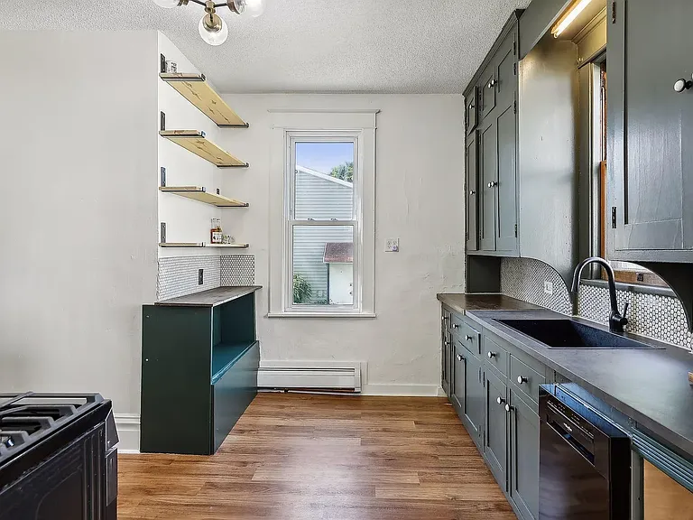674 Orange Ave E #2 — Photo 1