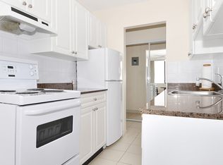 Marlborough Tower, North Vancouver, BC V7M 1P1