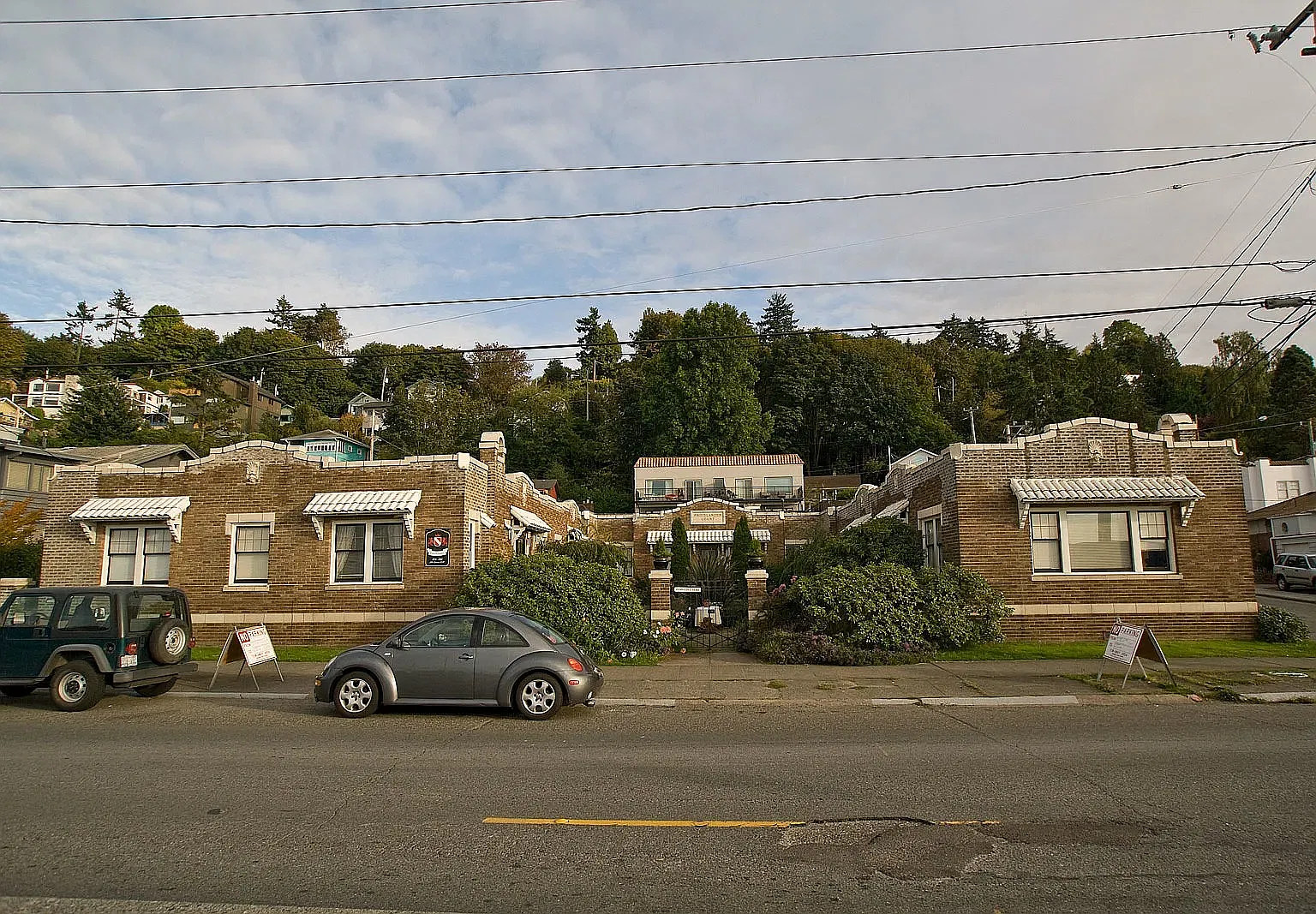 1 bed, 950 sqft, $2,050 — Photo 1