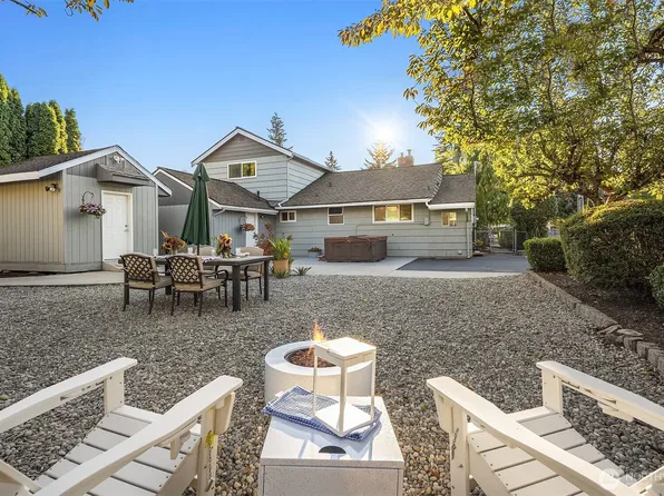 11902 21st Avenue SW, Burien, WA 98146