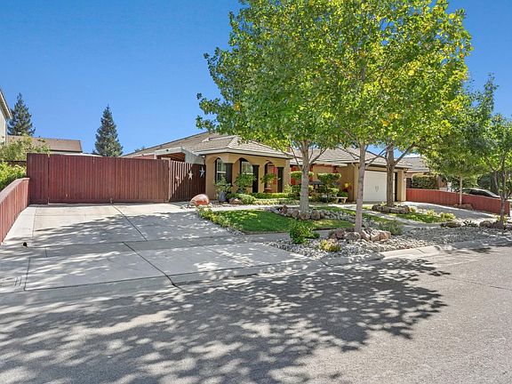 3rd image of 1707 Guildford Way