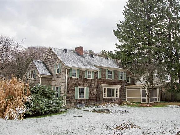 3rd image of 512 Bradford Pkwy