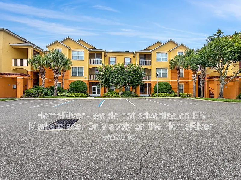 Horizons at Vista Lakes — Photo 1