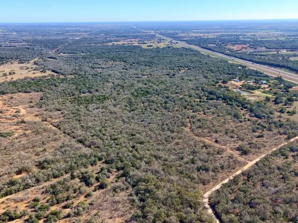 1 County Road 283, Harwood, TX 78632