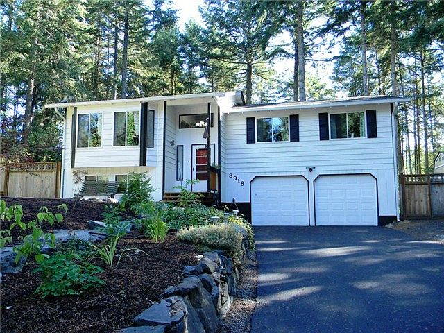 Lots of curb appeal