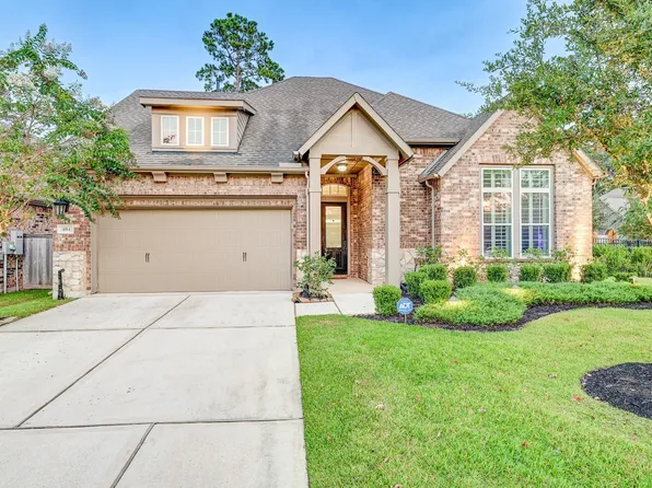 404 Summit Ridge Ct, Willis, TX 77318