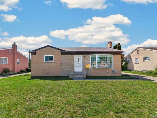 32137 Hees St, Livonia, MI 48150