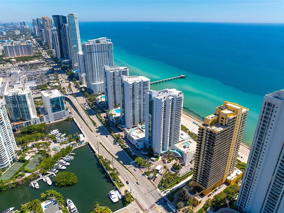 16275 Collins Ave #1703