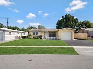 3414 NW 32nd St, Lauderdale Lakes, FL 33309