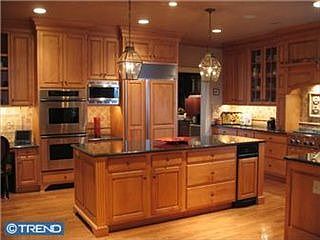 3rd image of 365 Applebrook Dr