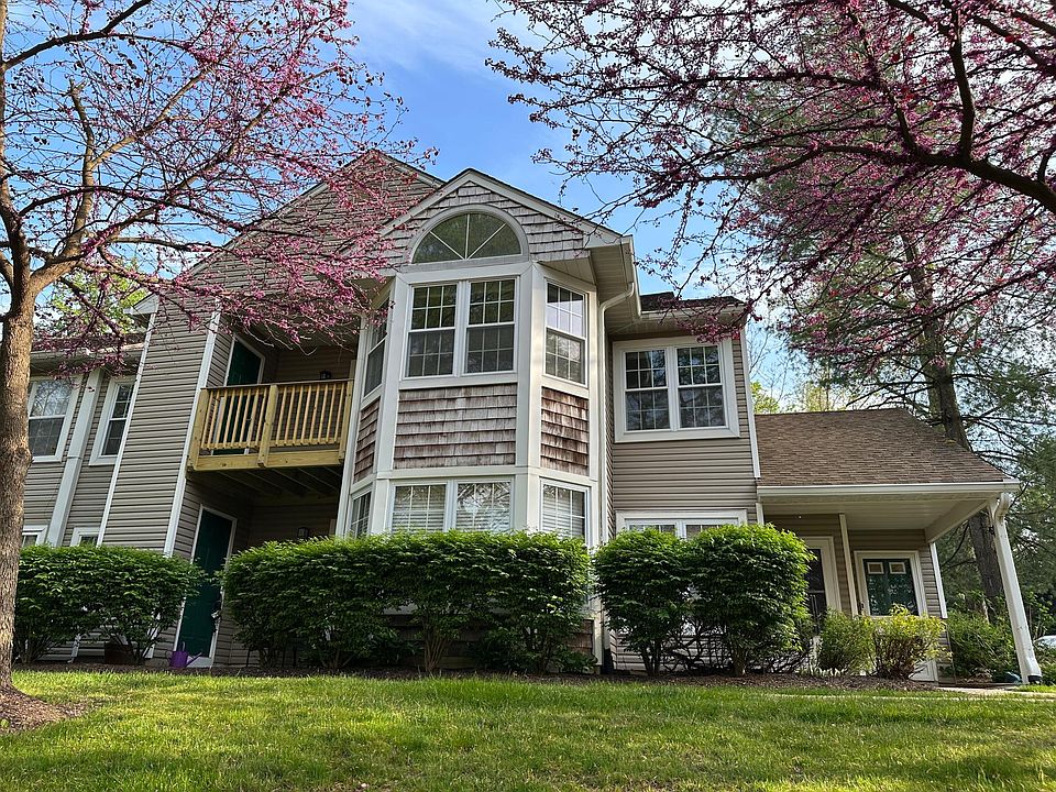 Second floor end unit condo with private entrance