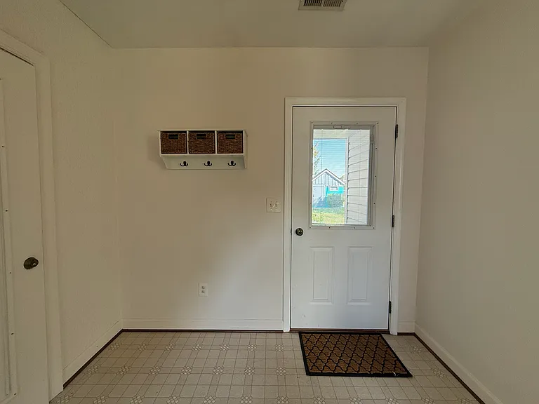 12950 Cindys Shop Pl — Photo 3