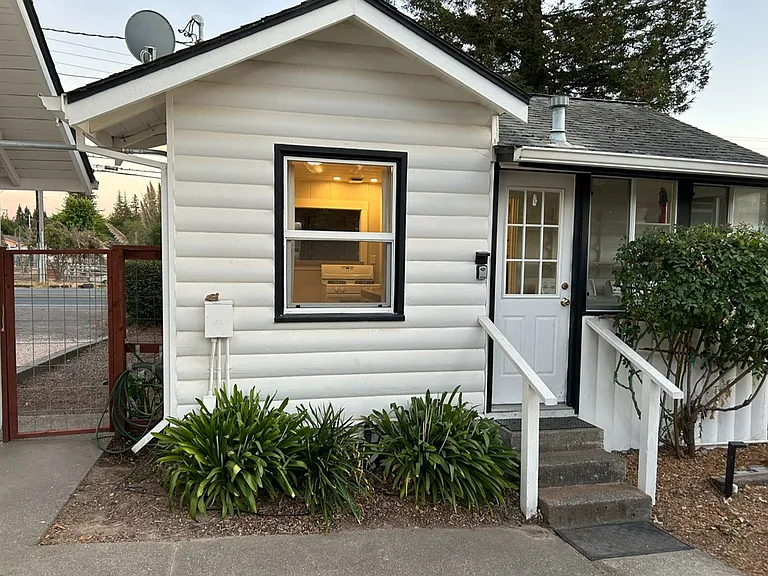 7832 Mill Station Rd — Photo 1