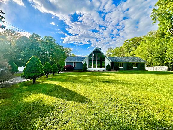 2nd image of 225 Brown Road