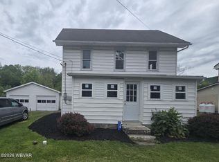 18 N Mallard St, Mill Hall, PA 17751