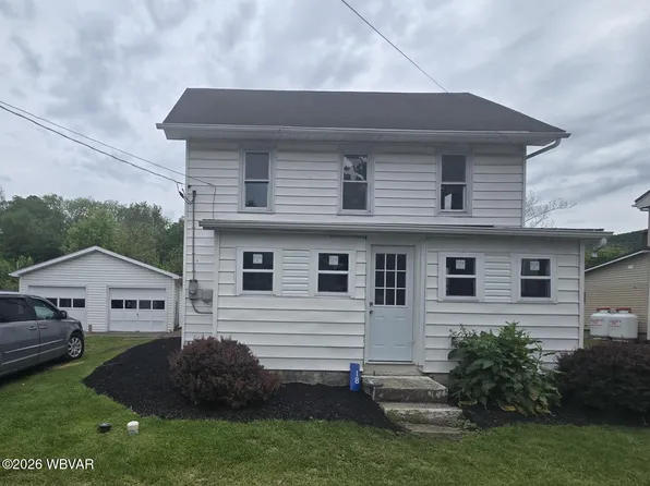 18 N Mallard St, Mill Hall, PA 17751