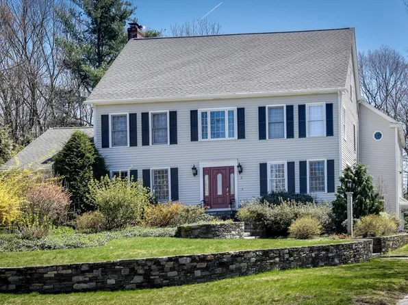 2 Stone Hill Rd, Westborough, MA 01581